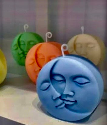 Moon candle